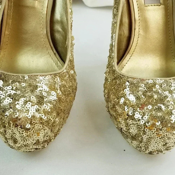 Steve Madden Size 6.5M Bitter Platform Gold Sequin Stiletto Heel Women's Pumps - Picture 3 of 12